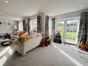 Lounge- click for photo gallery